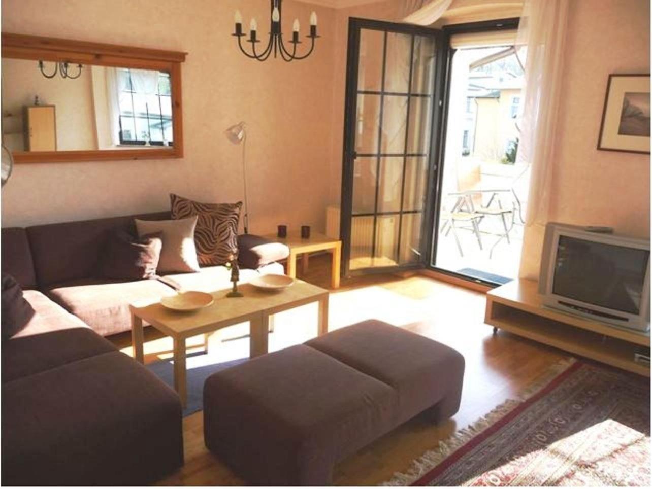 Ferienwohnung Lara ツィノヴィッツ エクステリア 写真